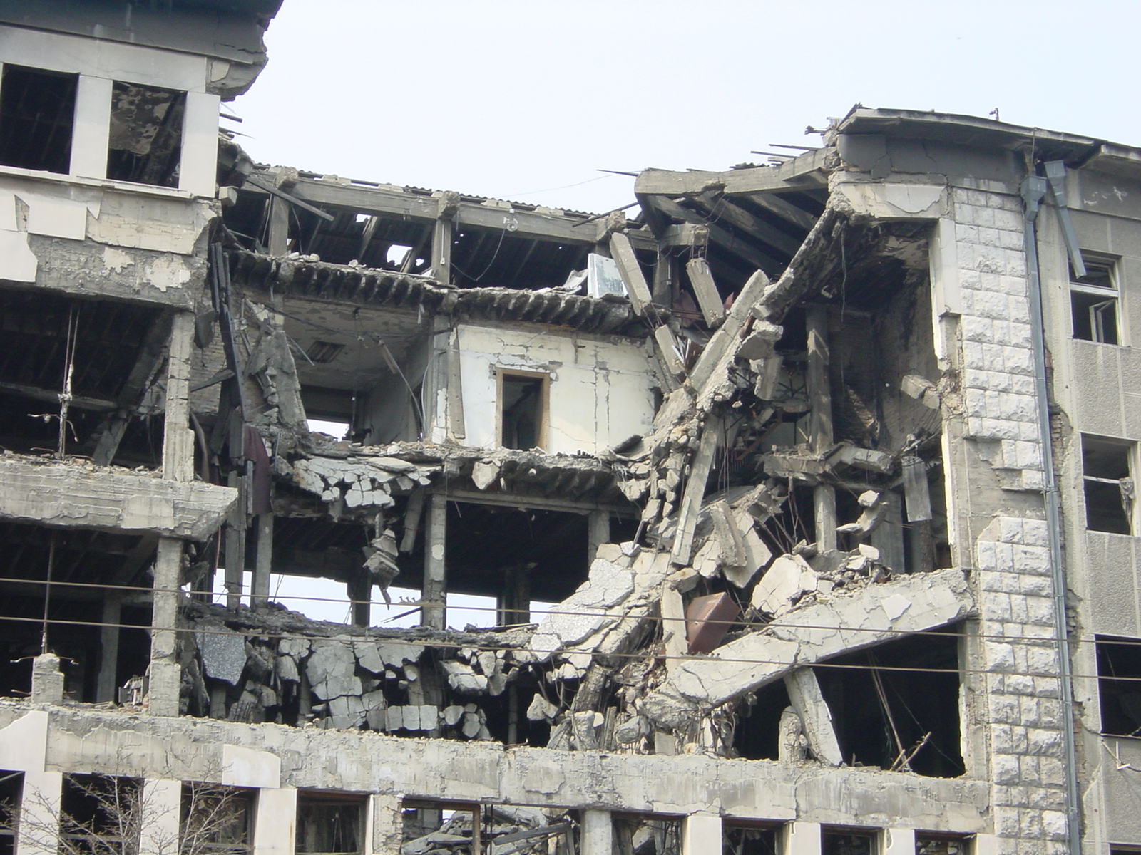 #2 / Guerres en villes et villes en guerre : crises urbaines et défis humanitaires face aux conflits armés