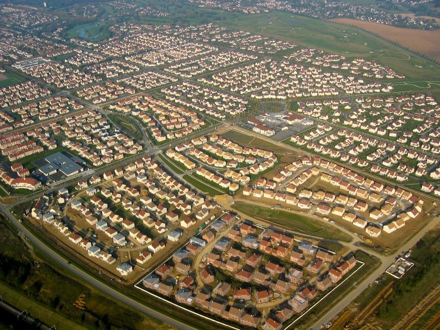 #14 / Entre étalement urbain et financiarisation ordinaire des ménages : regards croisés sur les recompositions des fronts d’urbanisation en France et aux États-Unis